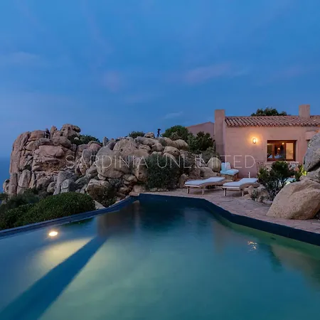 Villa Il Faro Di Cyrano *