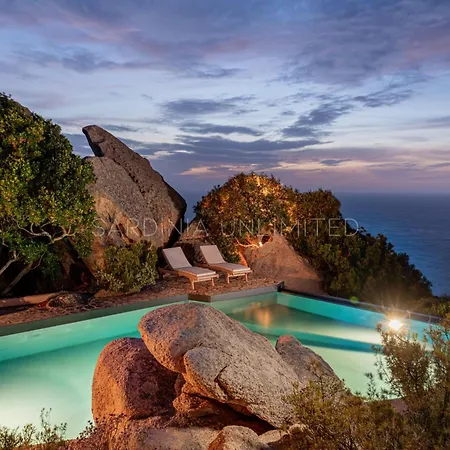 Il Faro Di Cyrano * Costa Paradiso