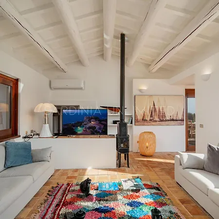 Il Faro Di Cyrano * Costa Paradiso