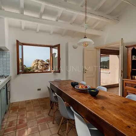 Villa Il Faro Di Cyrano Costa Paradiso