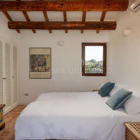 Il Faro Di Cyrano * Costa Paradiso